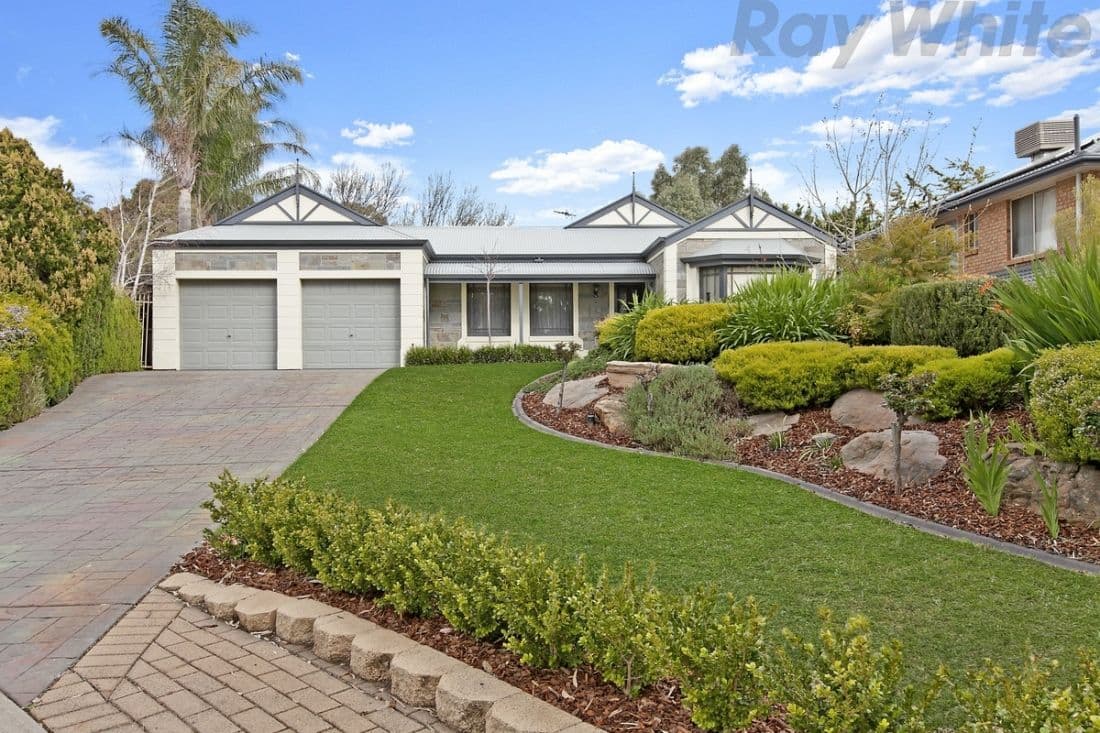 10 Houndsgate Court, ONKAPARINGA HILLS SA 5163, Onkaparinga Hills - Image 1