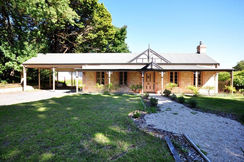 81 Rutherford Road, Viewbank, Viewbank - Image 1