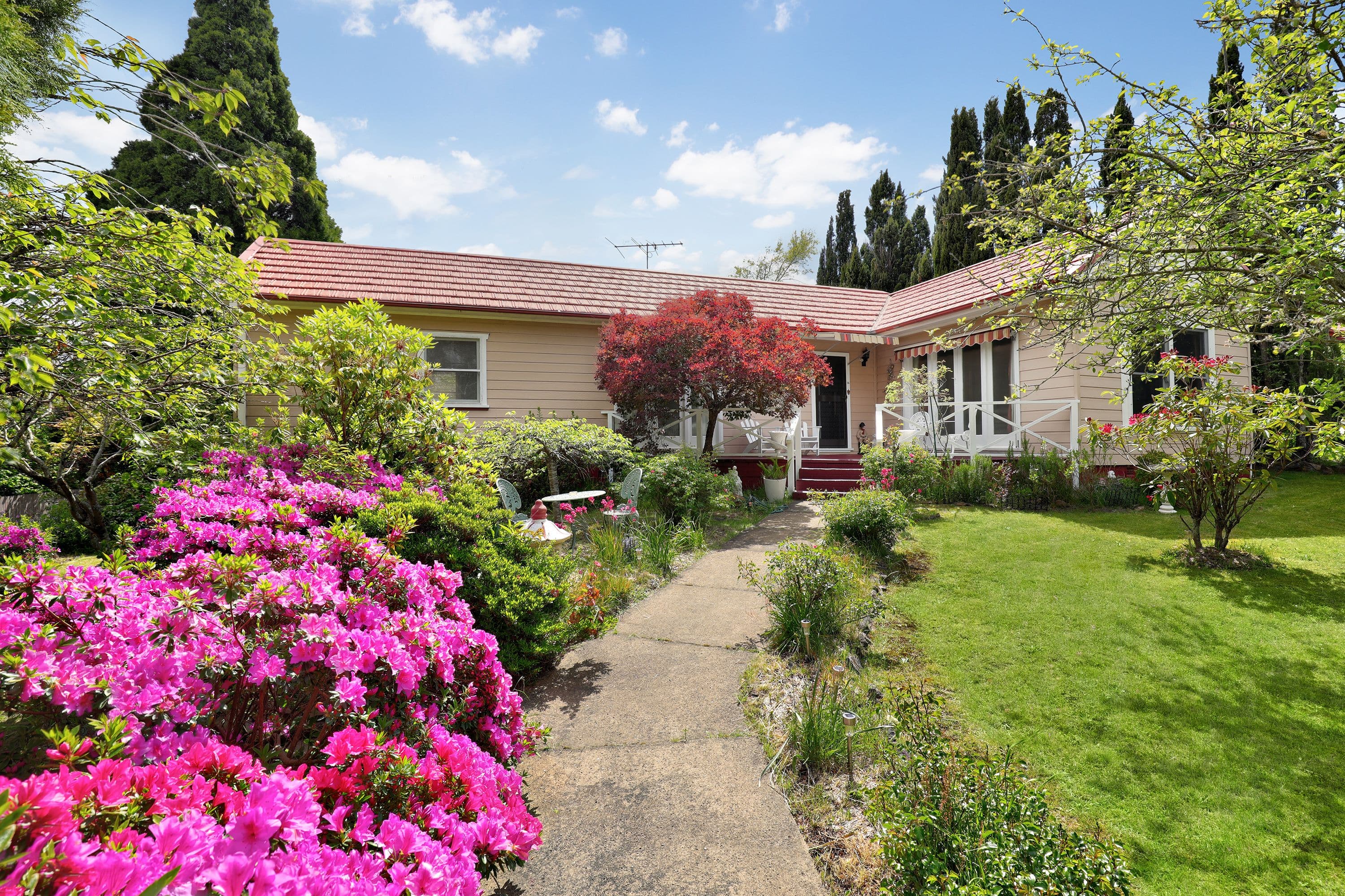 16 Valley Road, Wentworth Falls NSW 2782, Wentworth Falls - Image 1