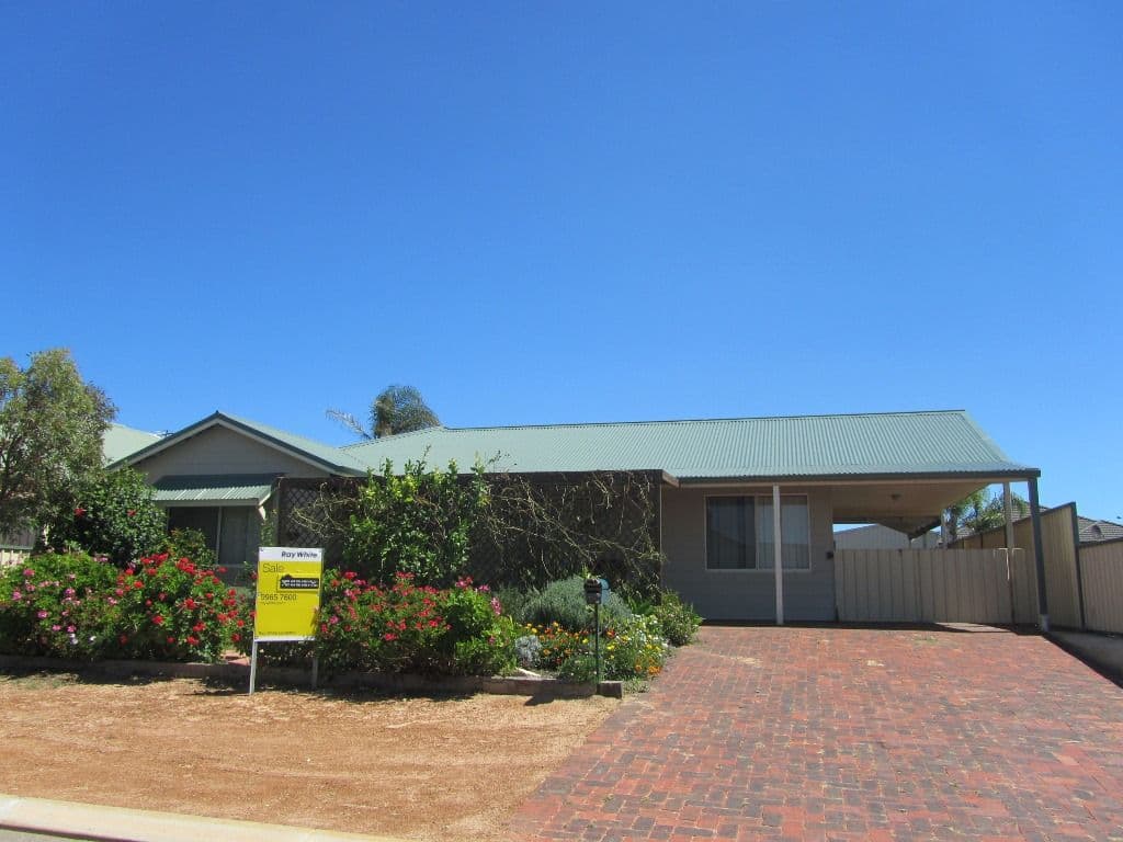 29 Bagley Crescent, MOUNT TARCOOLA WA 6530, Mount Tarcoola - Image 1