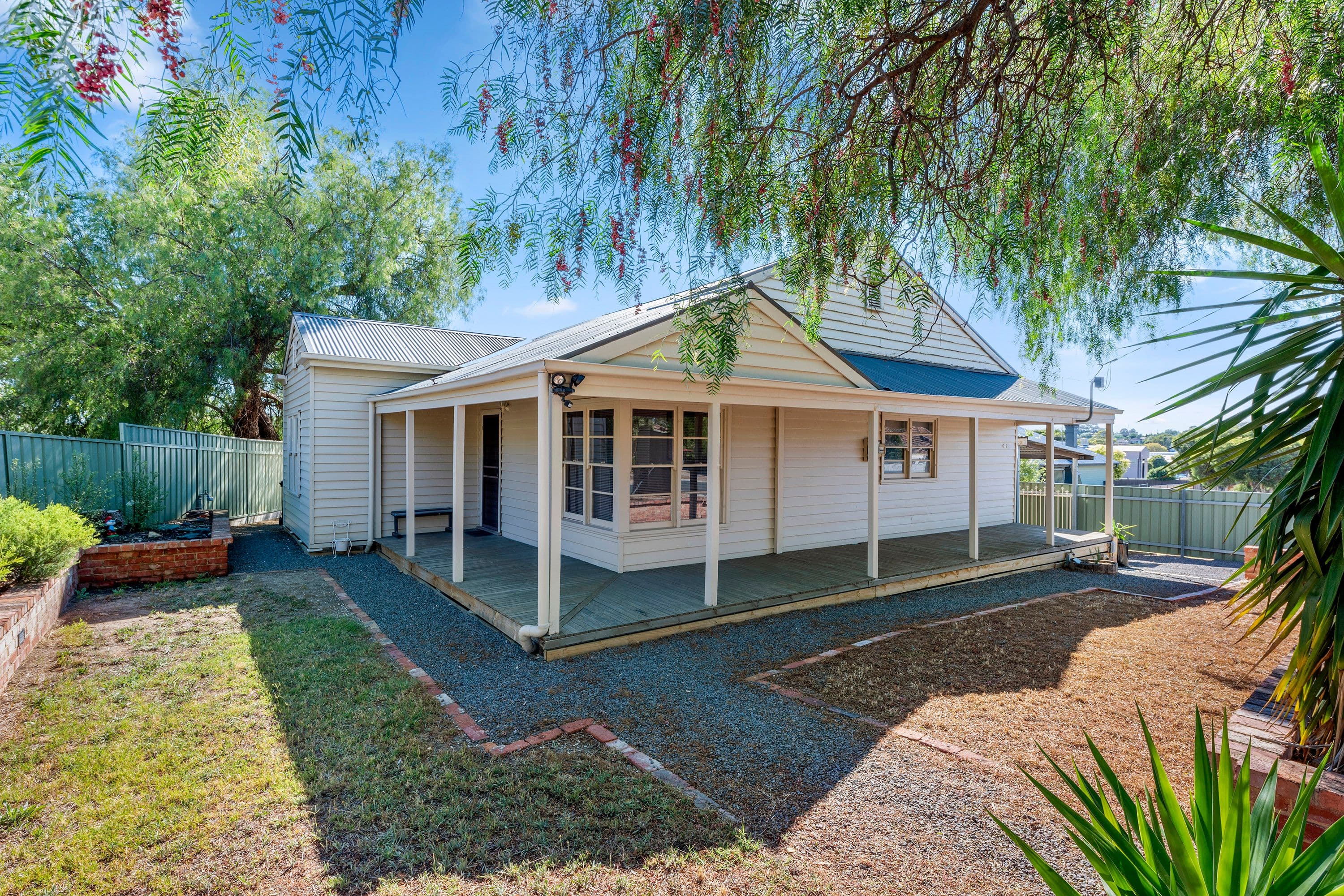 2 Knape Street, Long Gully VIC 3550, Long Gully - Image 1