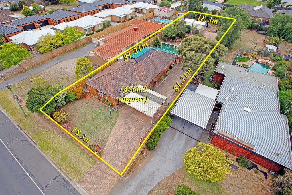27 Rennie Street, LARA VIC 3212, Lara - Image 1