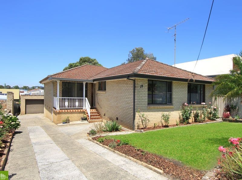 19 Douglas Road, Fairy Meadow NSW 2519, Fairy Meadow - Image 1