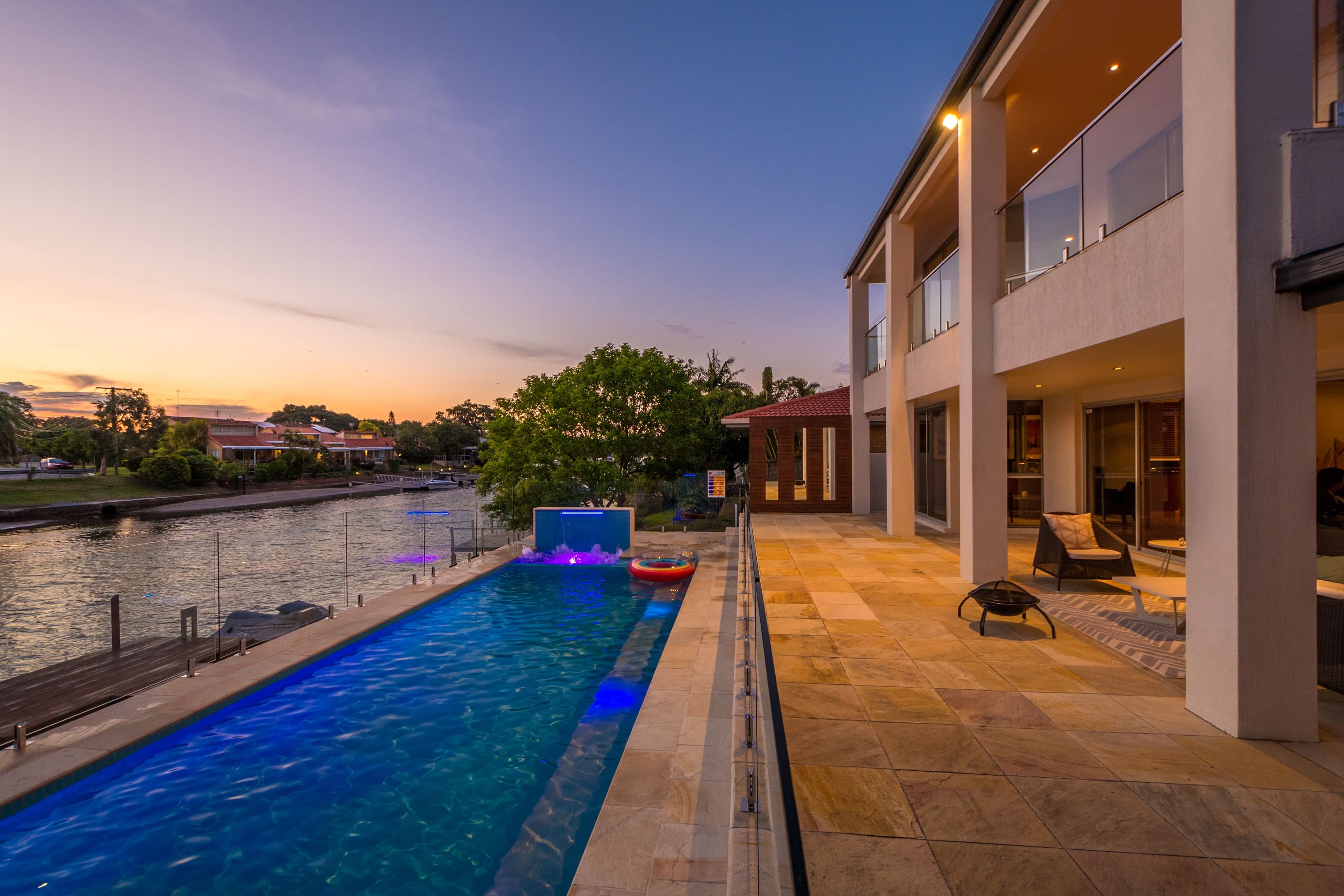 18 Gibraltar Drive, Isle Of Capri QLD 4217, Isle Of Capri - Image 1