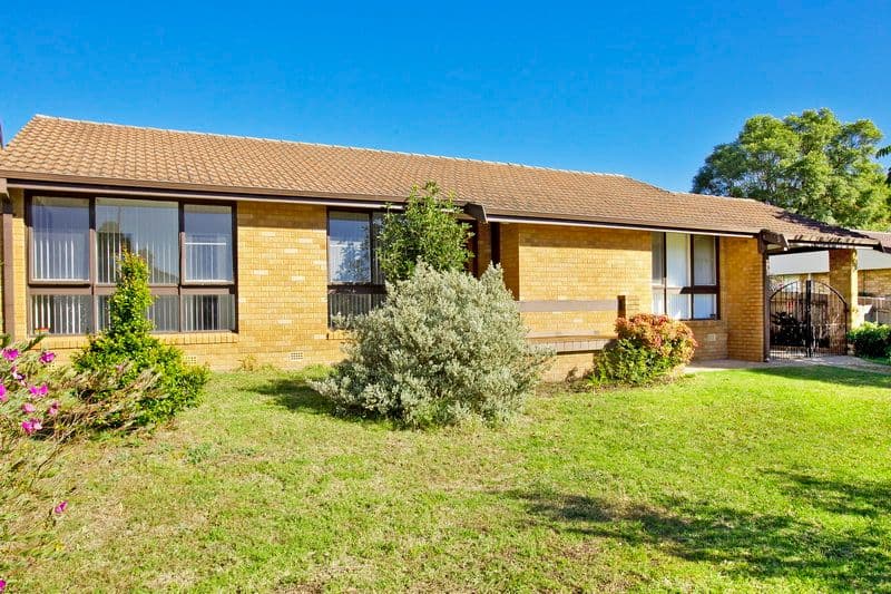 8 Fuschia Crescent, BOMADERRY NSW 2541, Bomaderry - Image 1