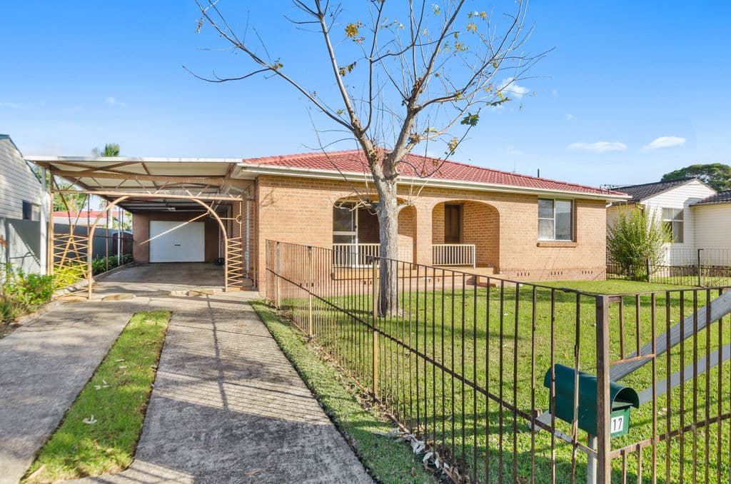 17 Barellan Avenue, Dapto - Image 1