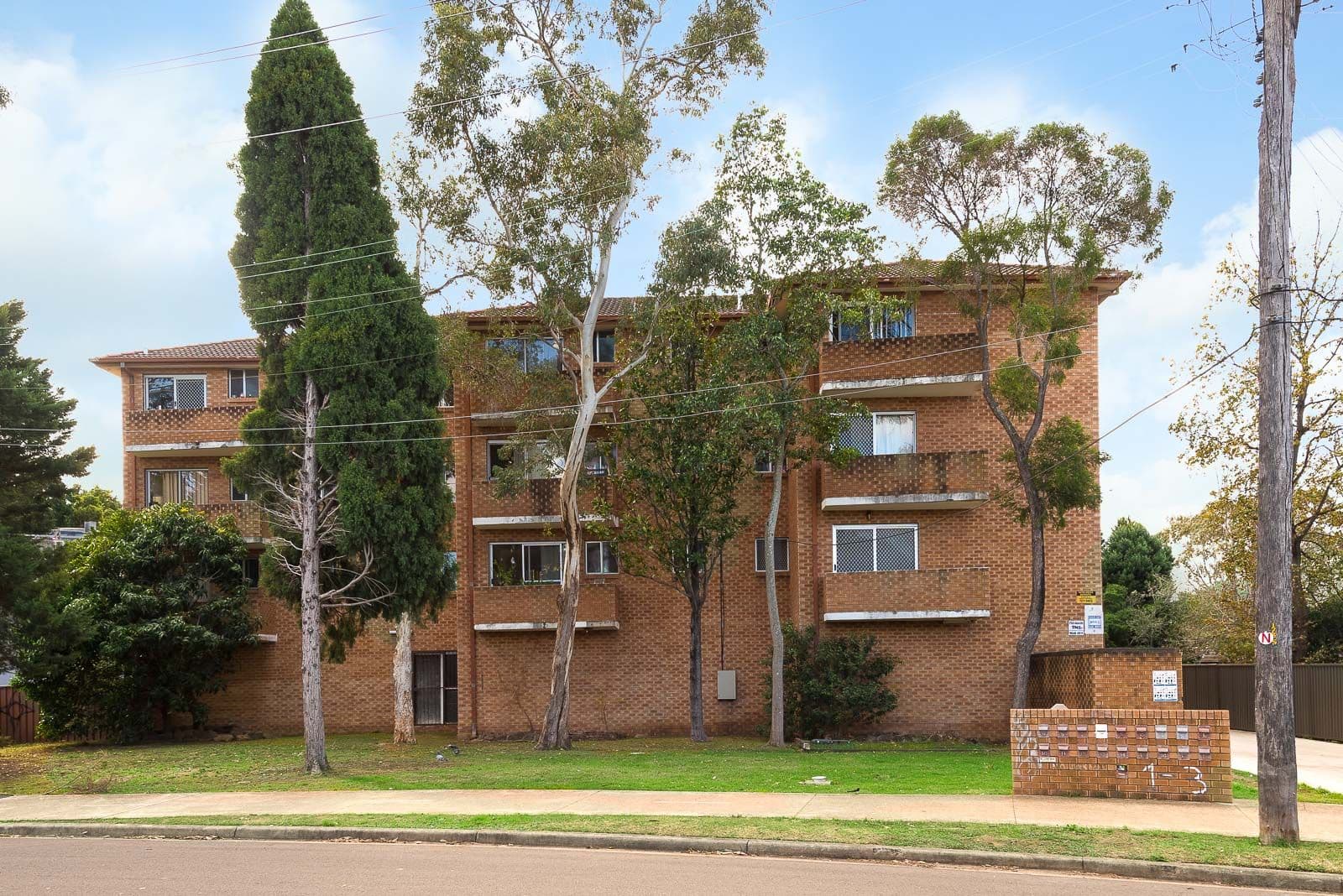 1 Fairlight Avenue, Fairfield NSW 2165, Fairfield - Image 1