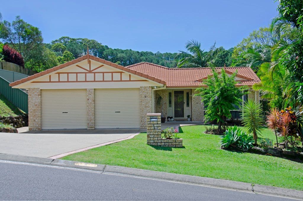 5 Bolgart Court, ELANORA QLD 4221, Elanora - Image 1