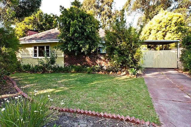 64 The Crescent, MADDINGTON WA 6109, Maddington - Image 1