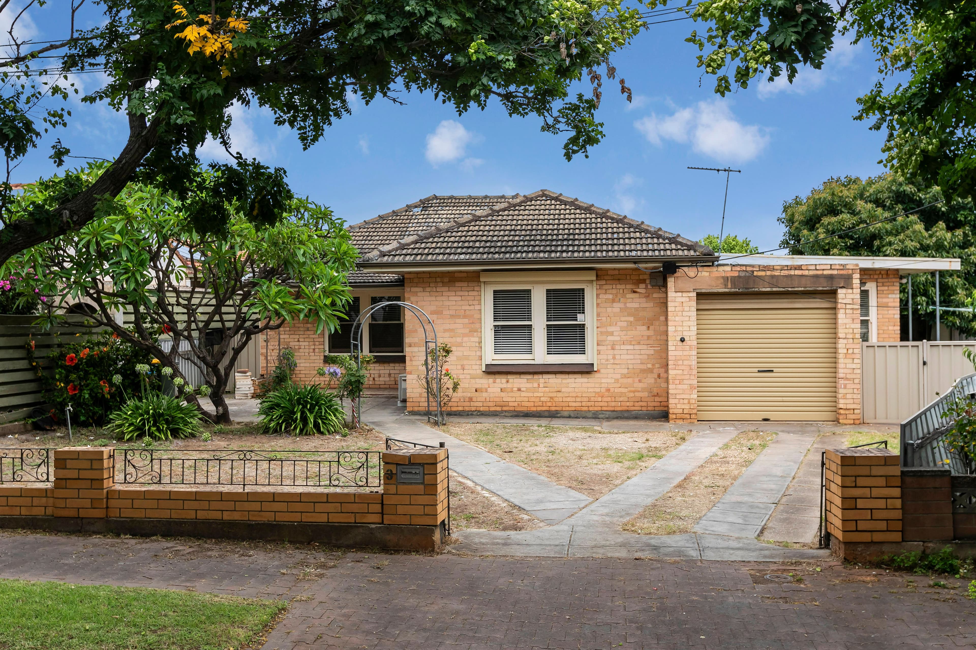 3 Bowyer Crescent, Cumberland Park SA 5041, Cumberland Park - Image 1
