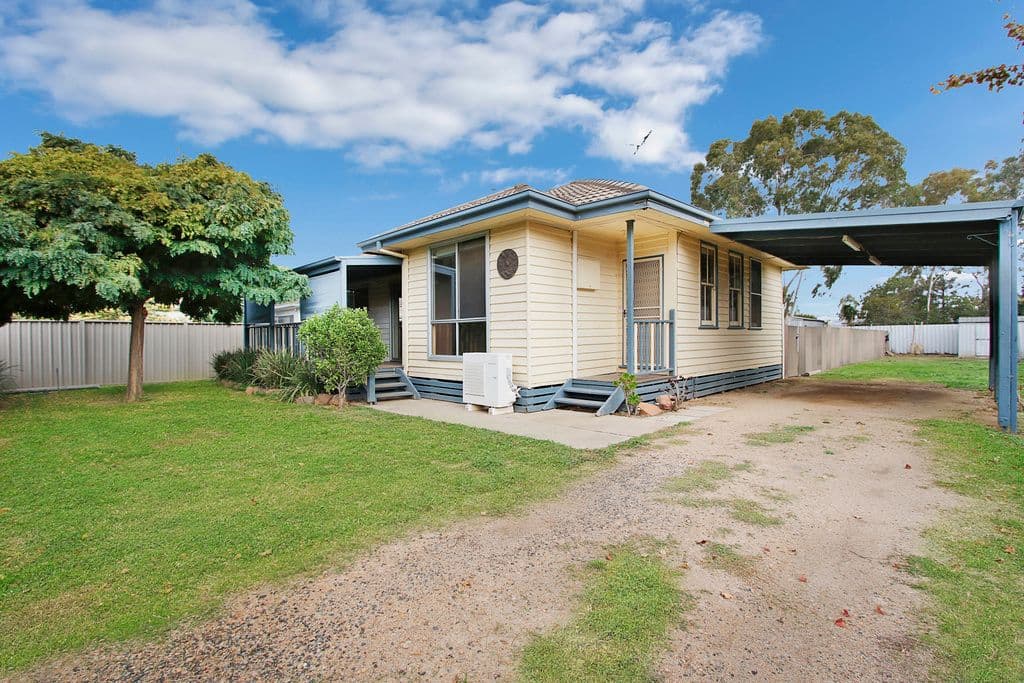 30 Roe Street, Benalla VIC 3672, Benalla - Image 1
