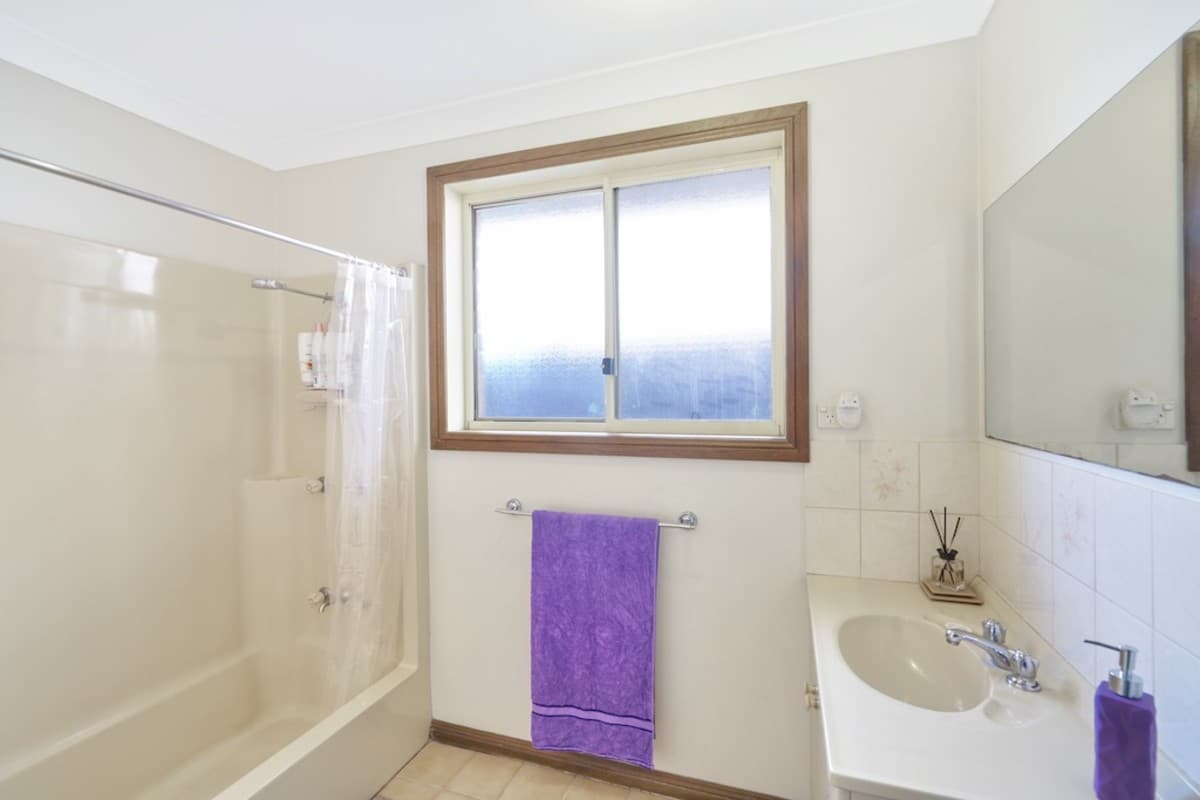 251 Thirlmere Way, THIRLMERE, Thirlmere - Image 1