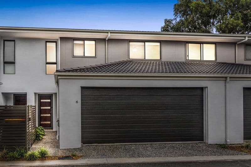 54 Grahams Road, Strathpine - Image 1