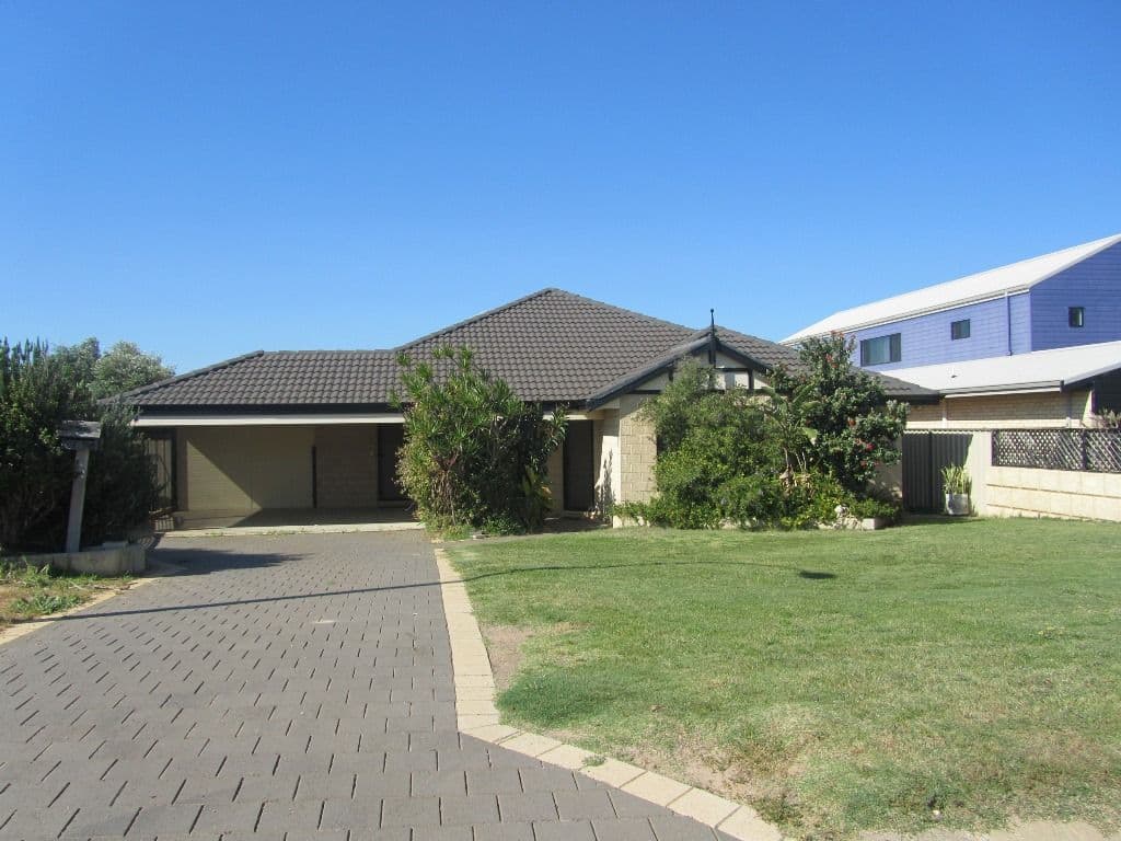 9 Sutherland Drive, MOUNT TARCOOLA WA 6530, Mount Tarcoola - Image 1