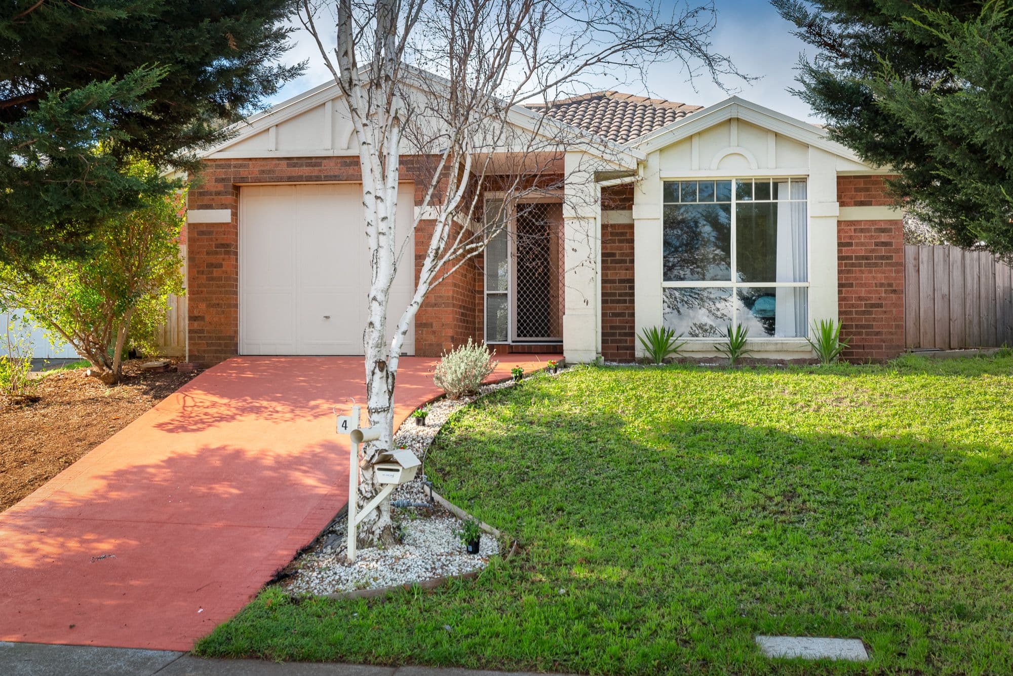 4 Kimbarra Drive, Berwick VIC 3806, Berwick - Image 1