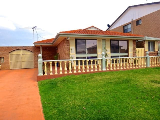 5 Brahma Close, BOSSLEY PARK NSW 2176, Bossley Park - Image 1