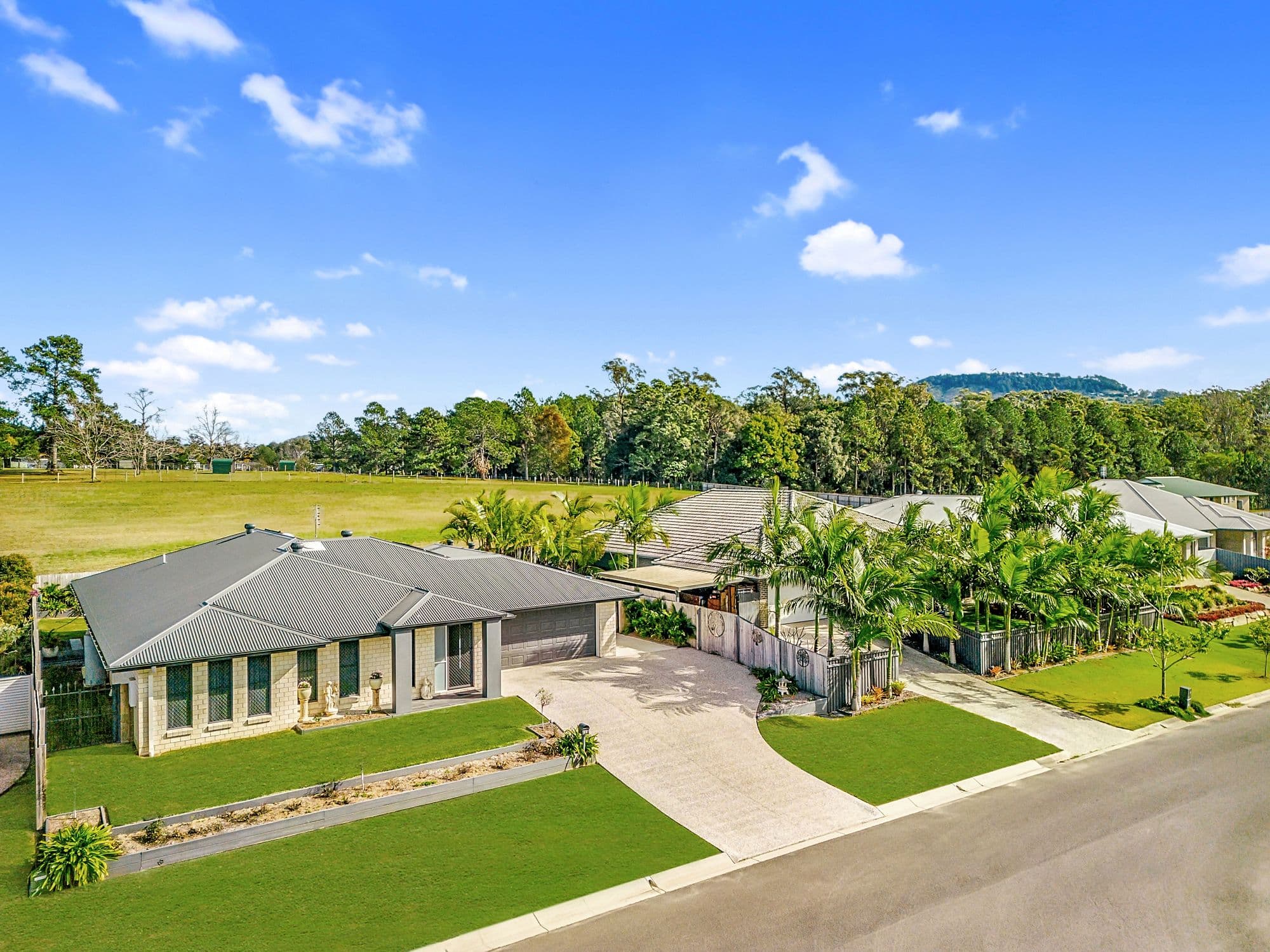 25 Pineview Drive, Beerwah QLD 4519, Beerwah - Image 1