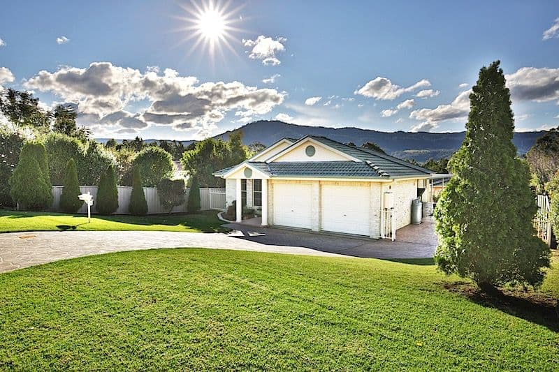 16 Gardenia Crescent, Bomaderry - Image 1