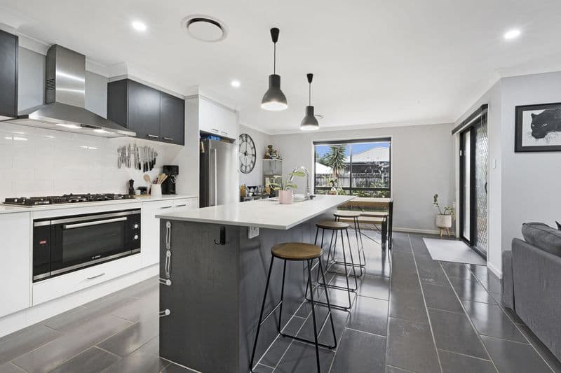 9 Matilda Street, Warner - Image 1