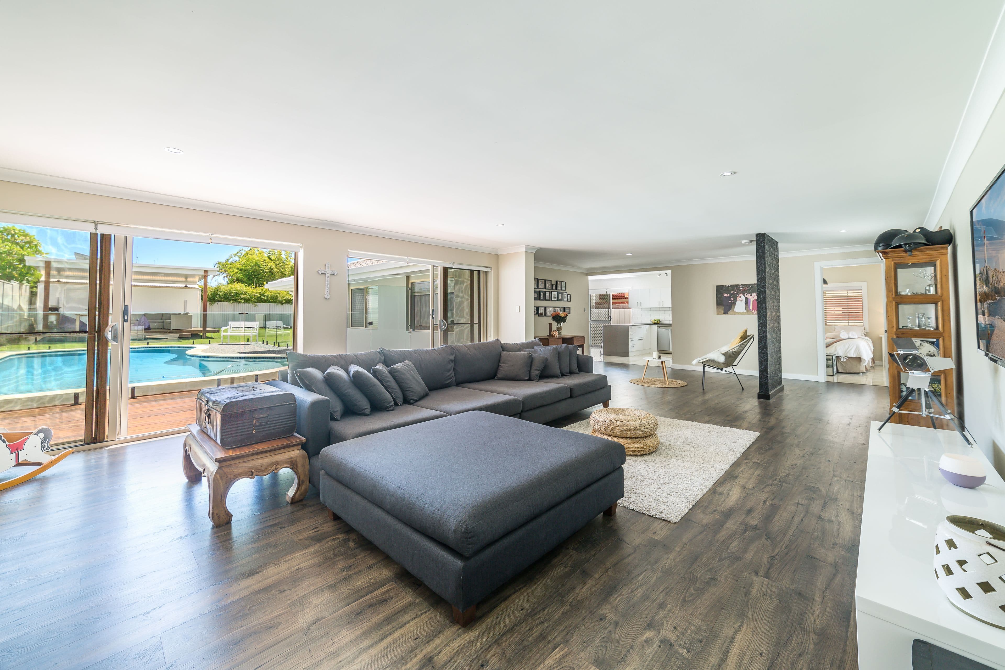 9 Dunbarton Avenue, Sorrento QLD 4217, Sorrento - Image 1