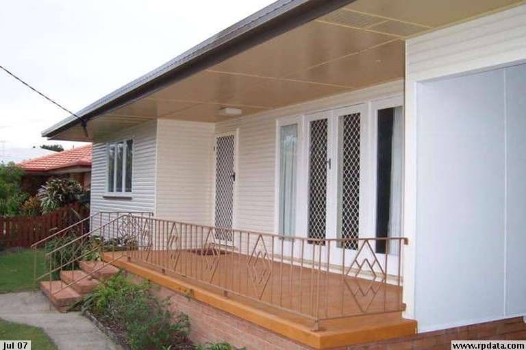 27 Kangaroo Avenue, BONGAREE QLD 4507, Bongaree - Image 1