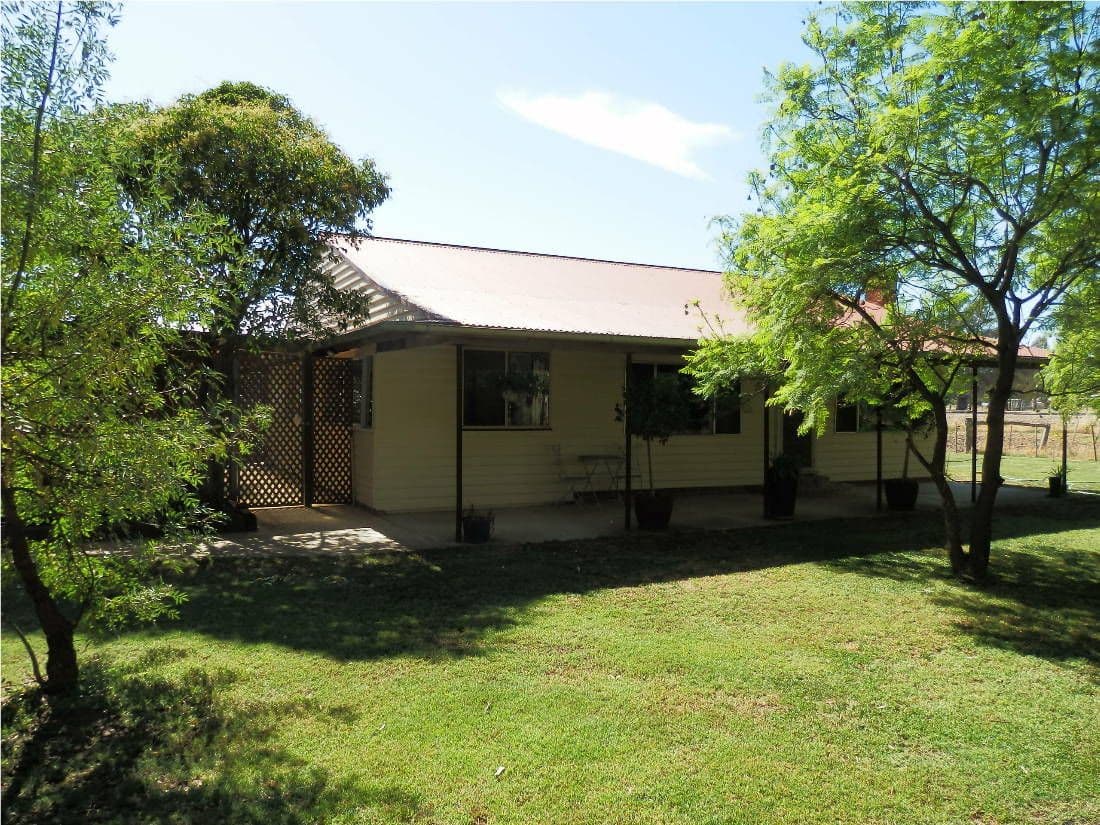 5 Simmie Road, ECHUCA VIC 3564, Echuca Village - Image 1