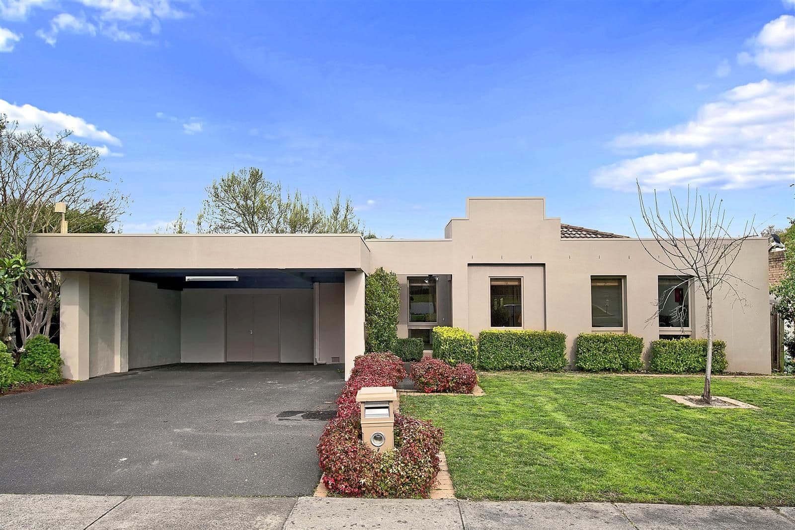 4 Chiltern Court, DONCASTER EAST VIC 3109, Doncaster East - Image 1