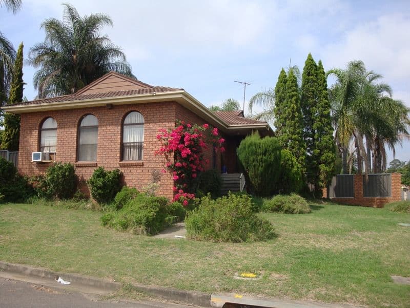 40 Coonawarra Street, EDENSOR PARK NSW 2176, Edensor Park - Image 1