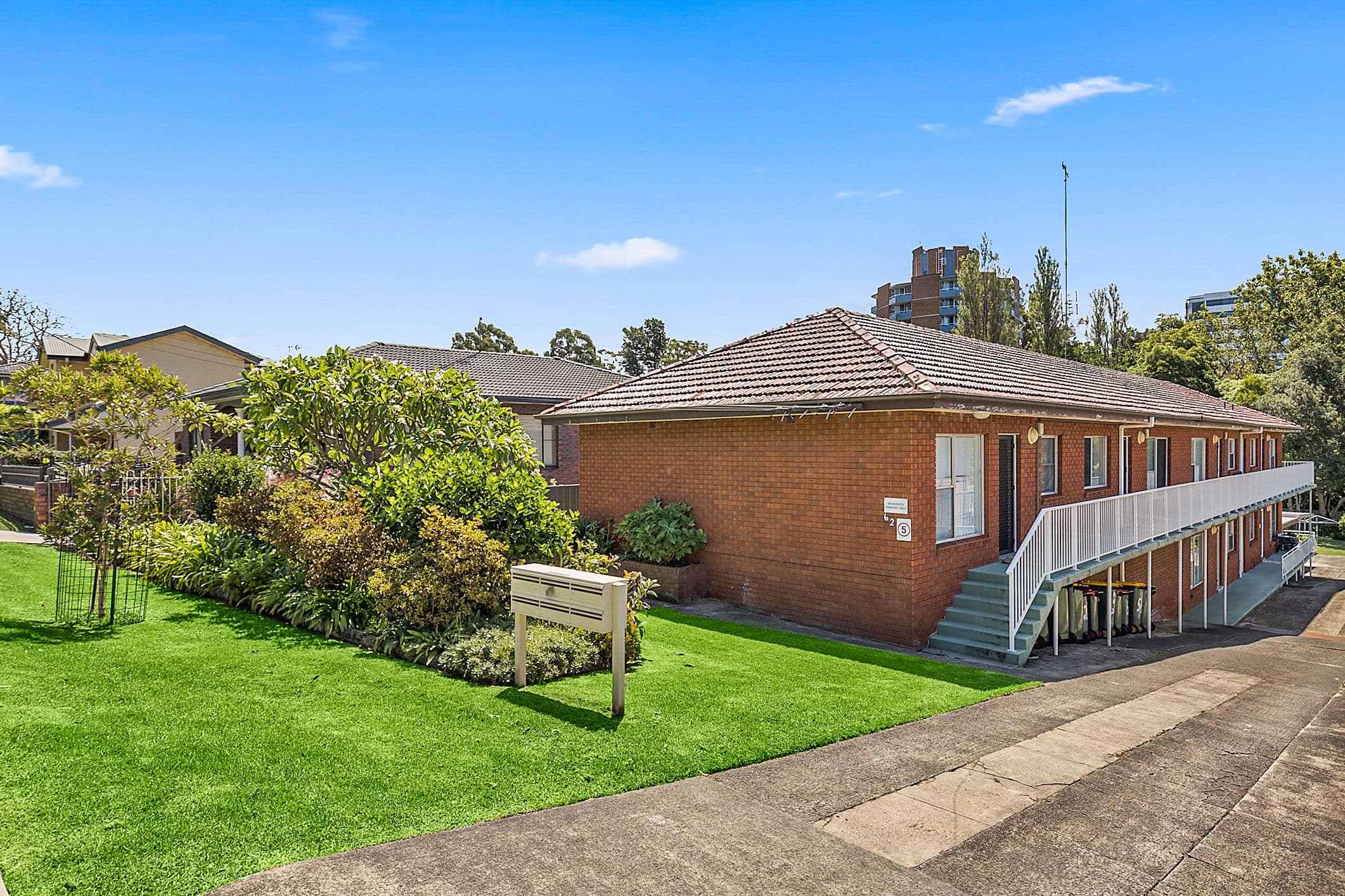 62 Rowland Avenue, Wollongong NSW 2500, Wollongong - Image 1