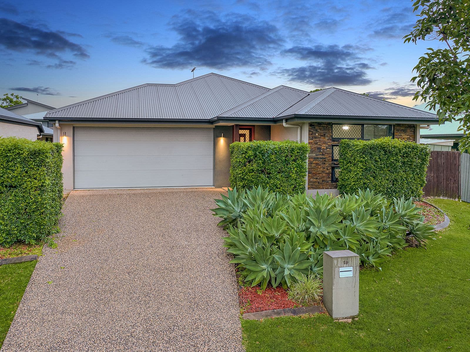 19 Pontiac Circuit, Warner QLD 4500, Warner - Image 1