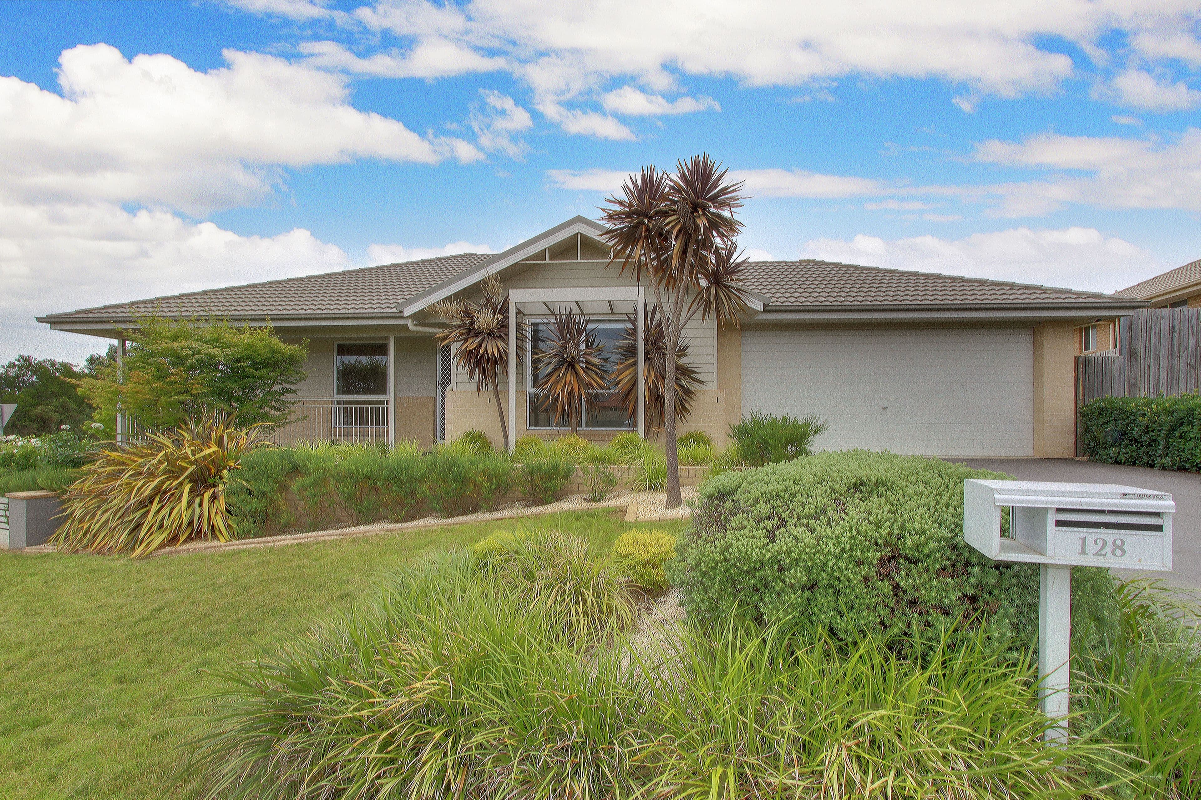 128 Gibson Street, Goulburn NSW 2580, Goulburn - Image 1