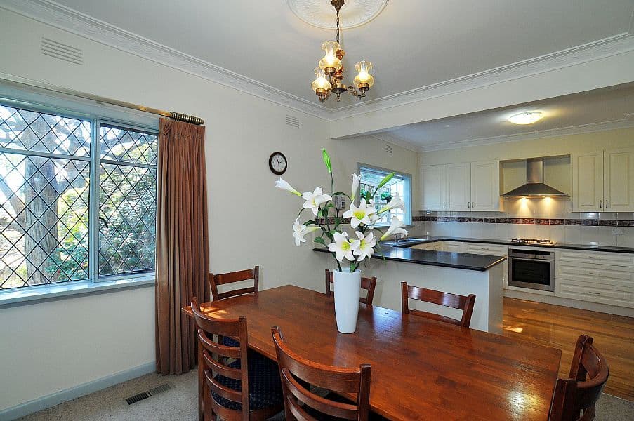 32 Vernal Avenue, MITCHAM VIC 3132, Mitcham - Image 1