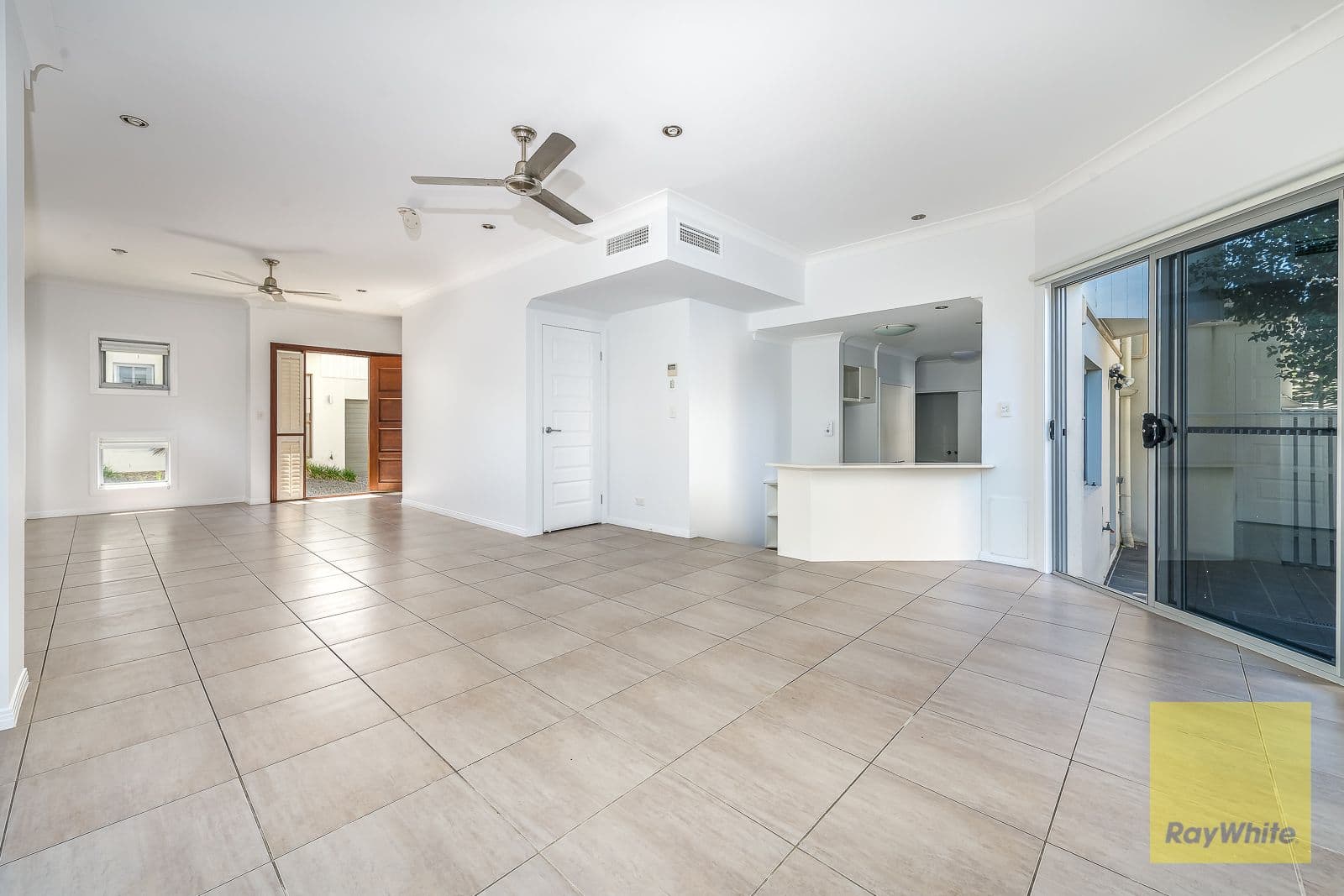 5-7 Ashbourne Terrace, Biggera Waters QLD 4216, Biggera Waters - Image 1