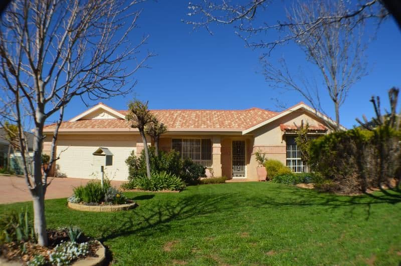 10 Pebble Beach Drive, DUBBO NSW 2830, Dubbo - Image 1