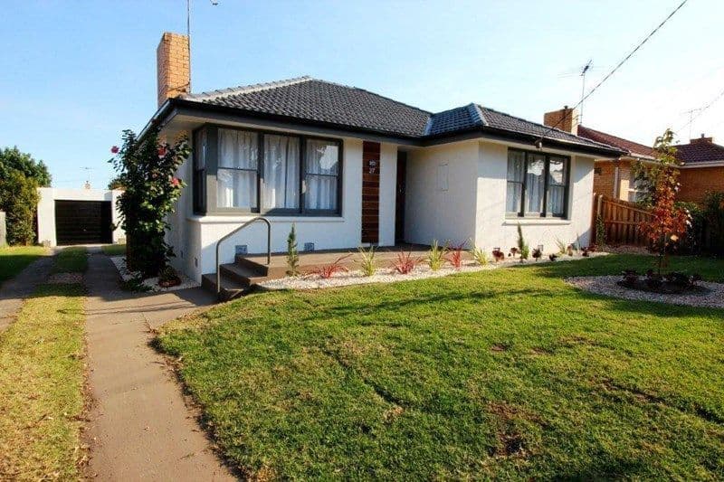 27 Porter Avenue, Highton VIC 3216, Highton - Image 1