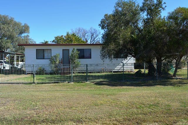 16 Mimosa Street, Blackall QLD 4472, Blackall - Image 1