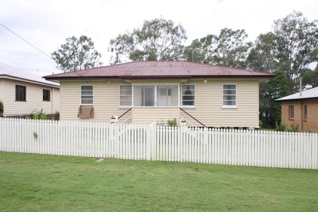 7 Gilmore Street, LEICHHARDT QLD 4305, Leichhardt - Image 1