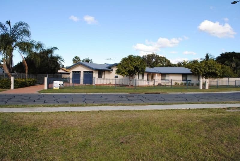 MOUNT WARREN PARK QLD 4207, Mount Warren Park - Image 1