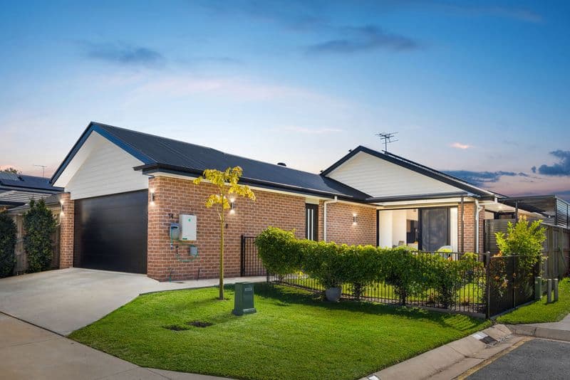 14 Yore Place, Bracken Ridge - Image 1