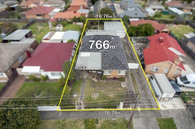 27 O'Connell Street, Kingsbury VIC 3083, Kingsbury - Image 1