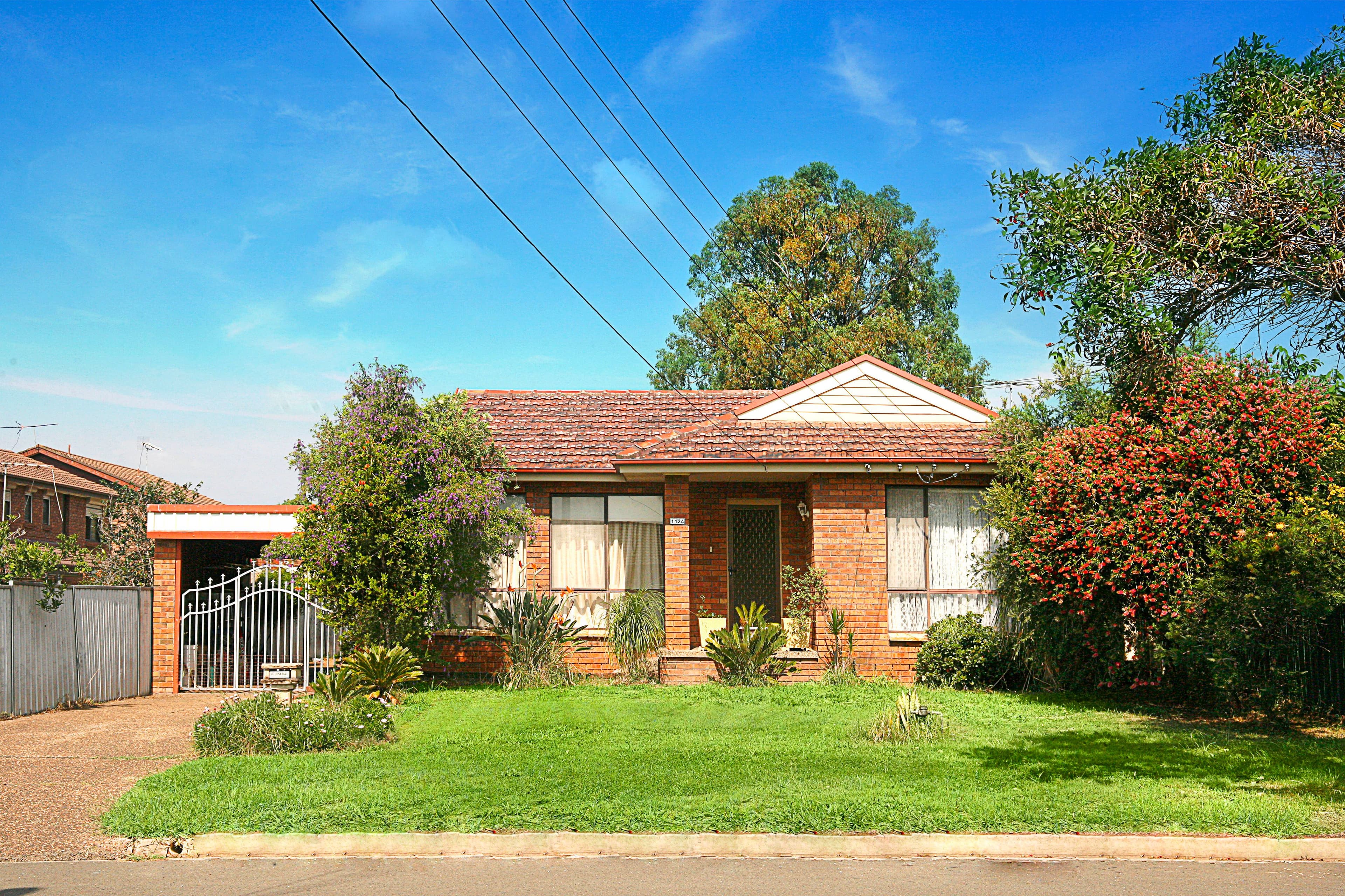 112 Chifley Street, Smithfield - Image 1