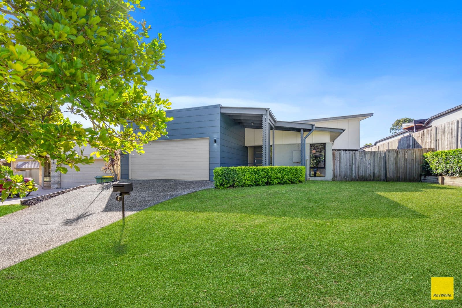 4 Serene Place, Birkdale QLD 4159, Birkdale - Image 1