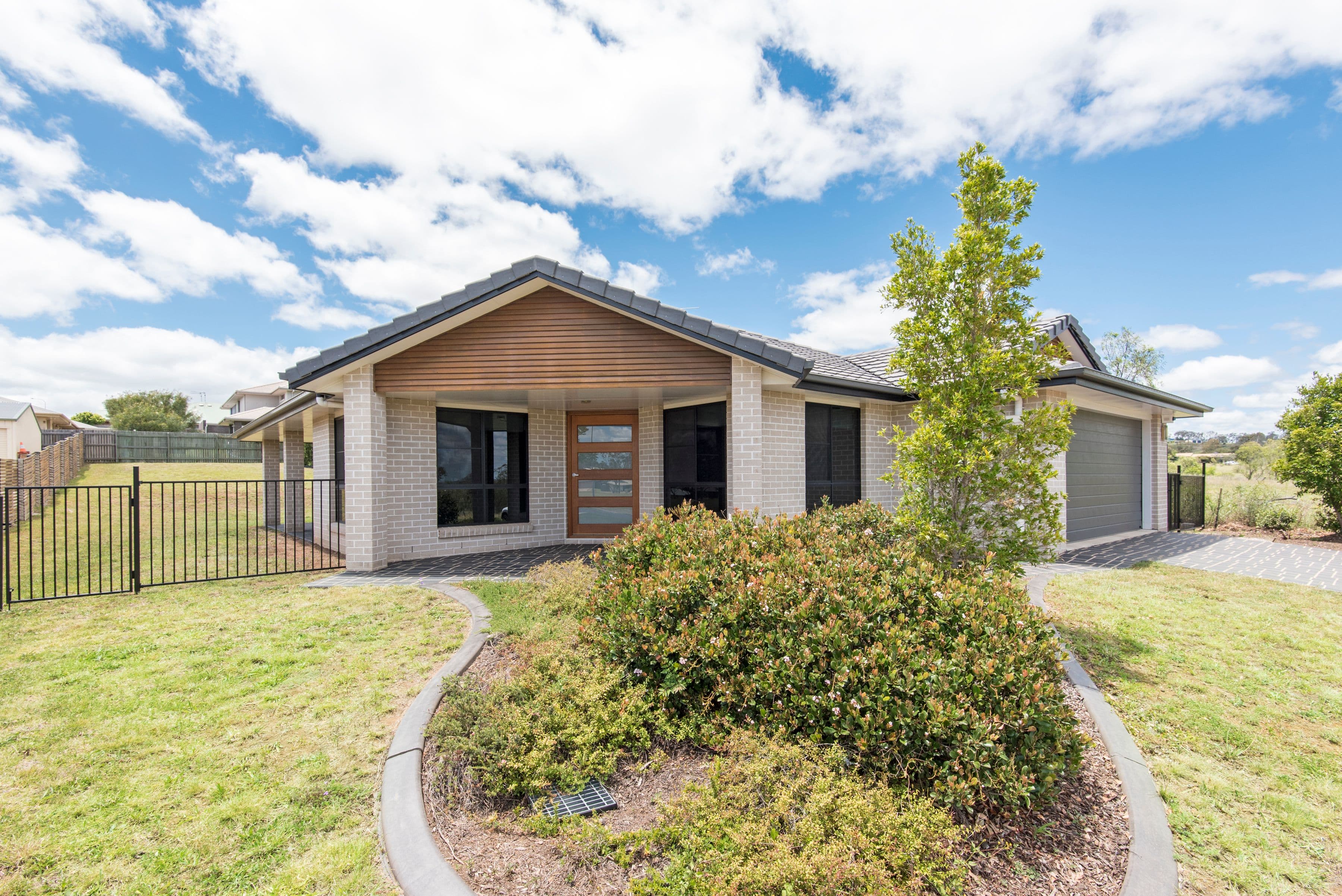 44 Sunset Drive, Glenvale QLD 4350, Glenvale - Image 1