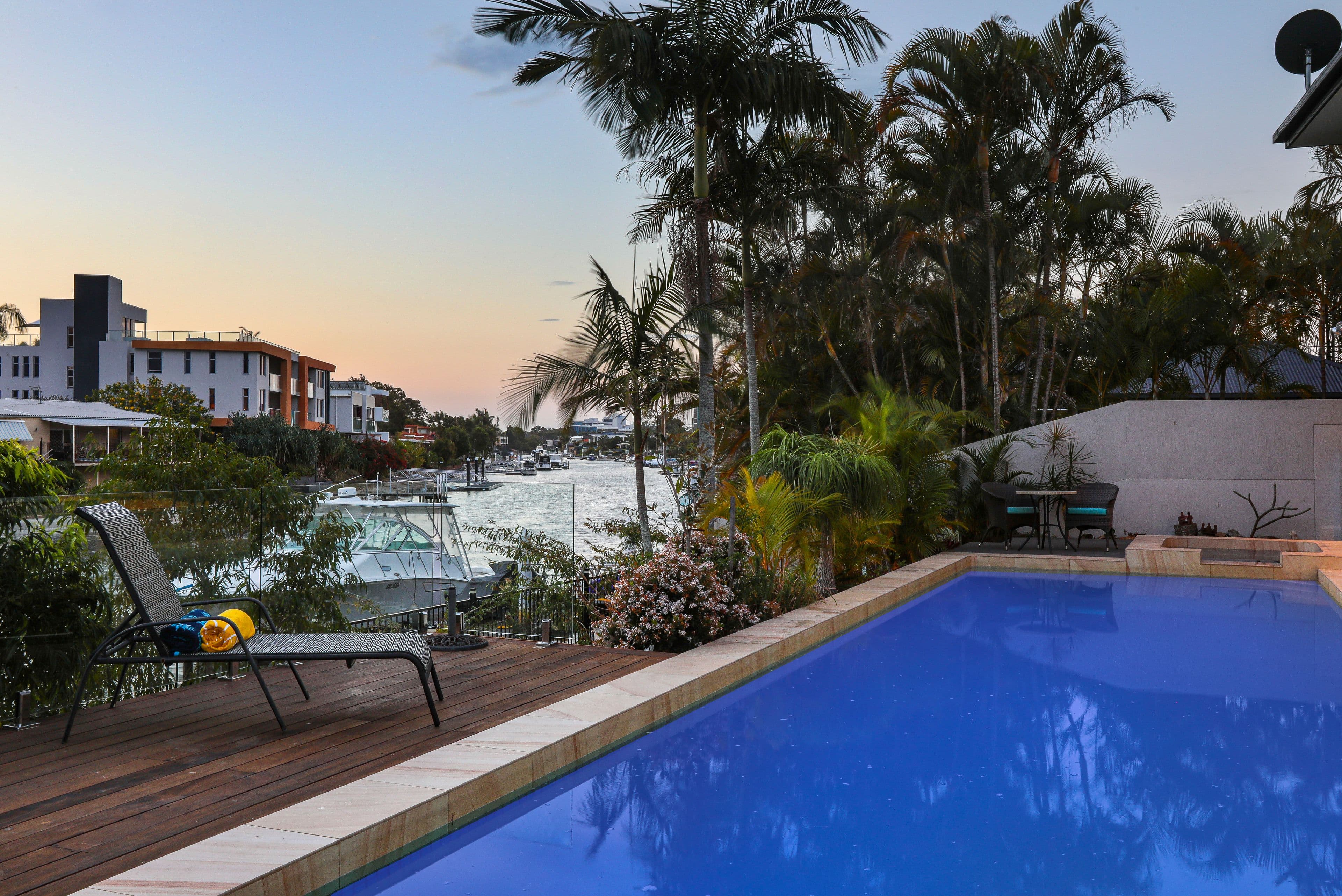 4 Gibraltar Drive, Isle Of Capri QLD 4217, Isle Of Capri - Image 1