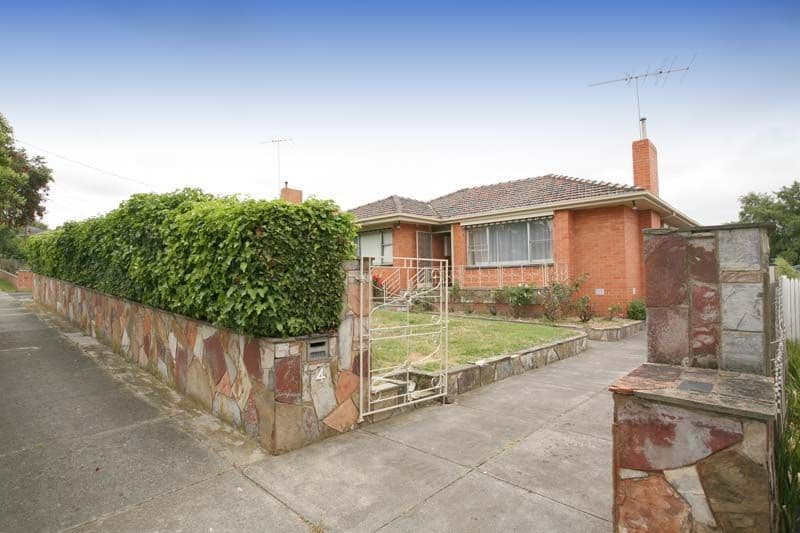 4 Rocklands Road, ASHWOOD VIC 3147, Ashwood - Image 1