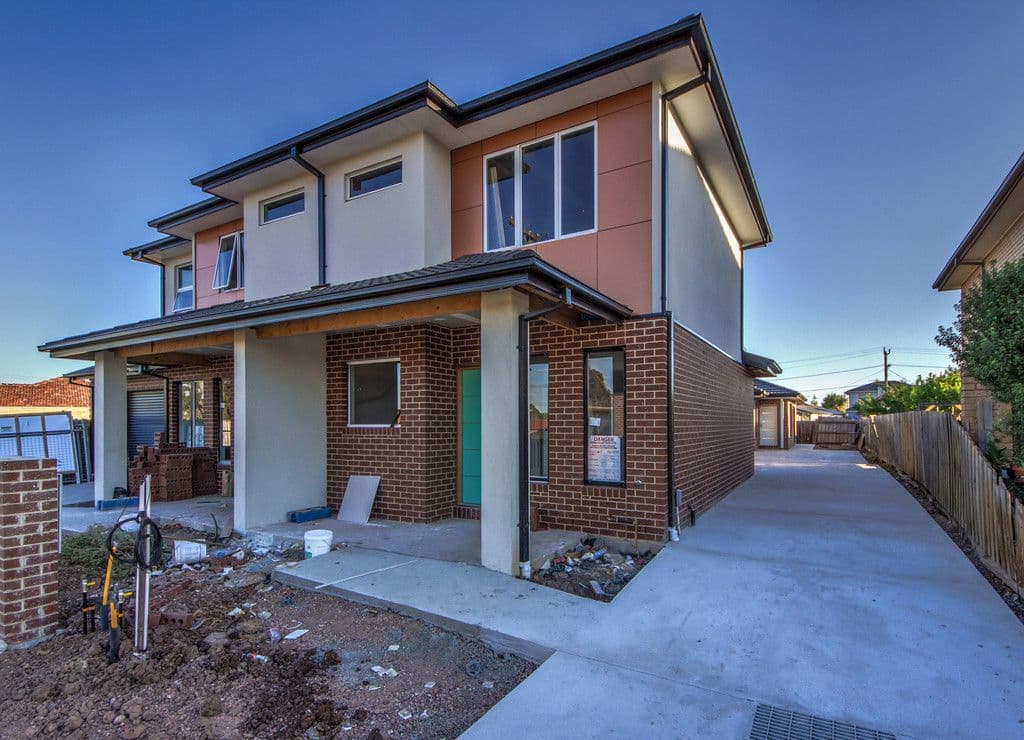 2,1 Widnes Court, Deer Park VIC 3023, Deer Park - Image 1