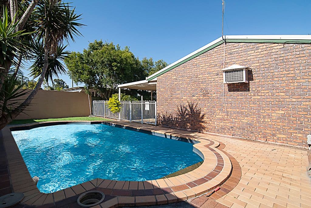 11 Ascendant Close, Bentley Park - Image 1