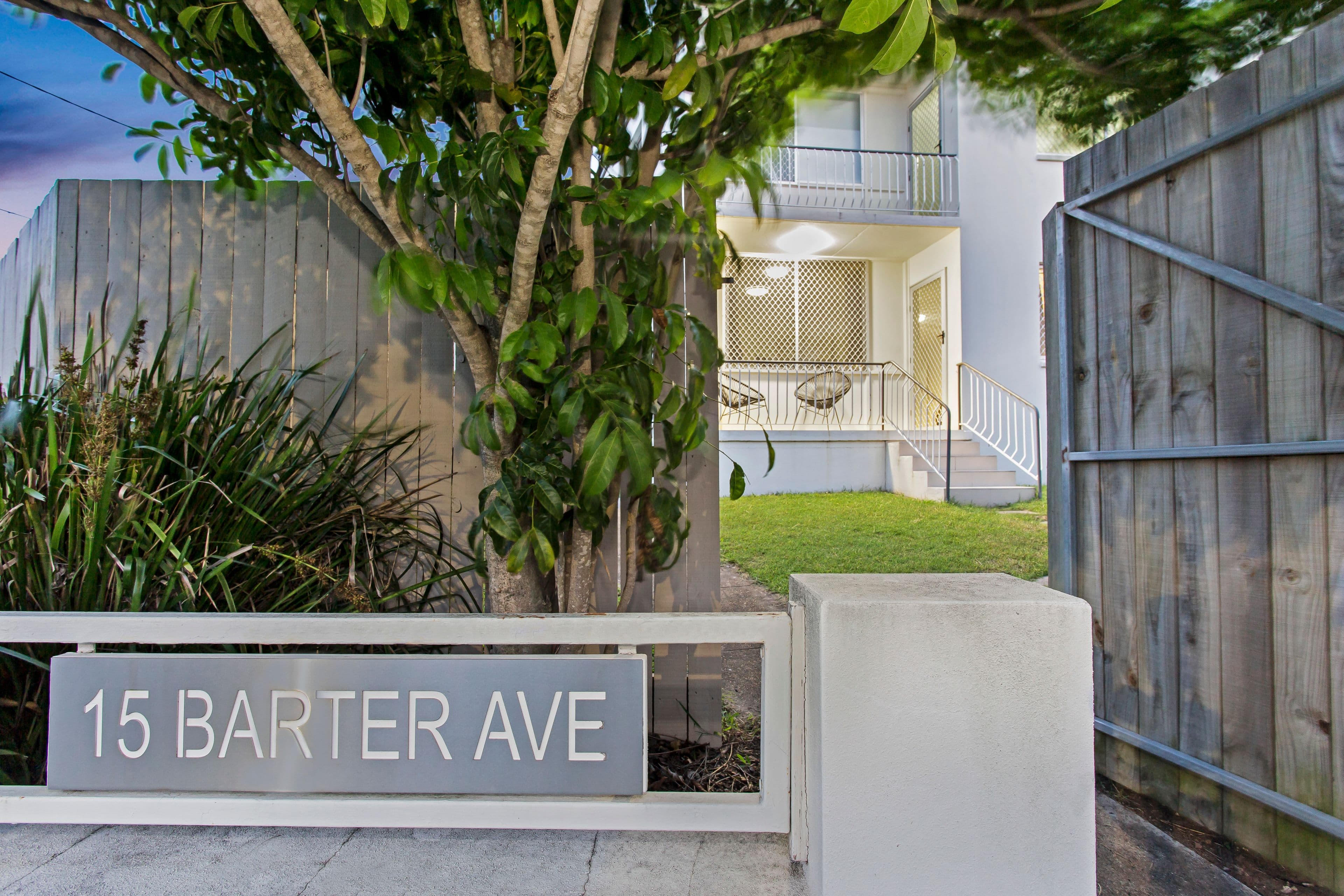 15 Barter Avenue, Holland Park QLD 4121, Holland Park - Image 1