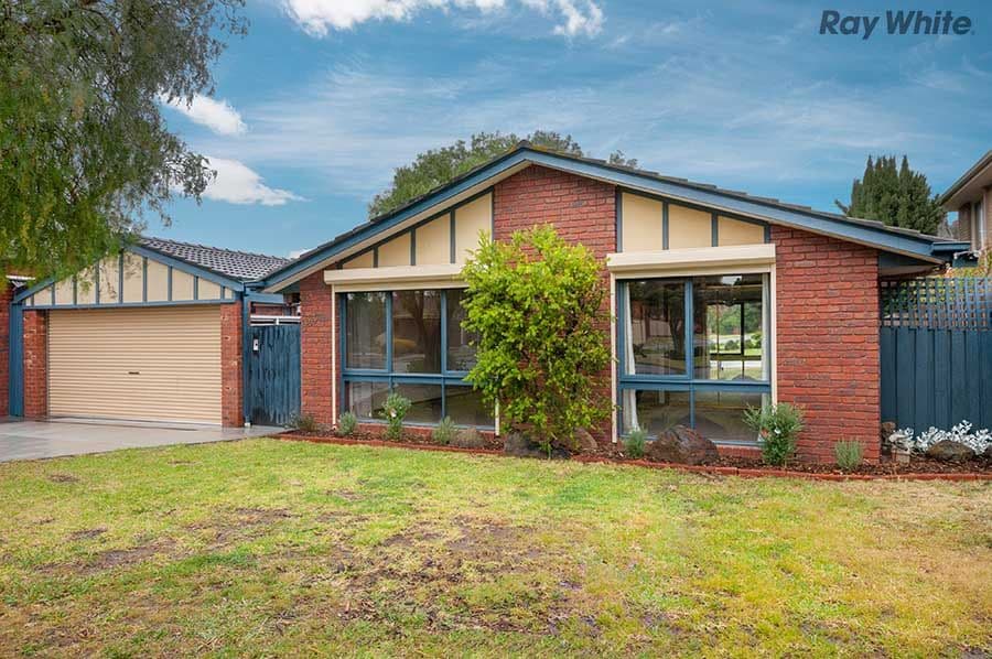 33 Prince Albert Crescent, Taylors Lakes VIC 3038, Taylors Lakes - Image 1