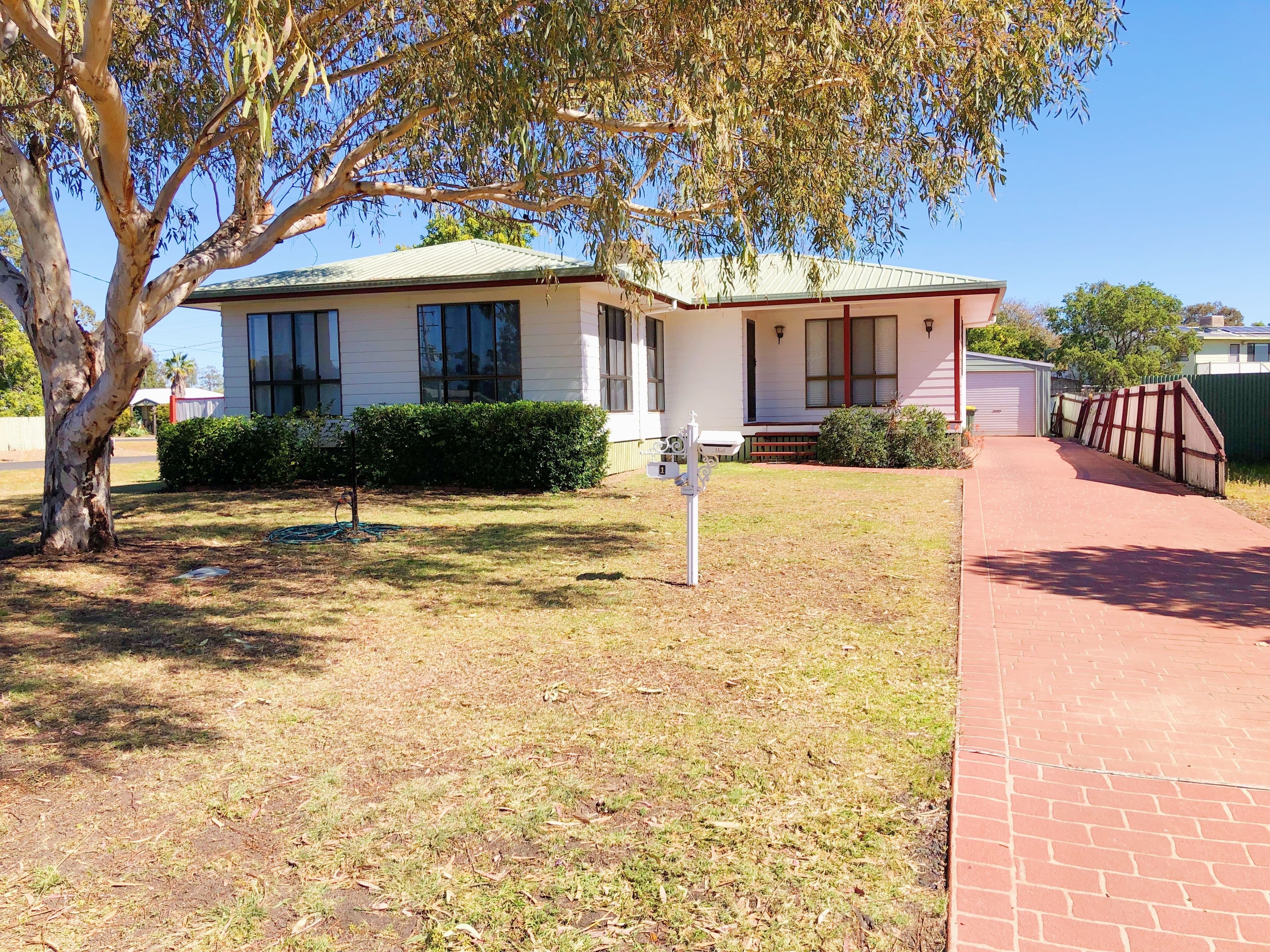 1 College Crescent, Dalby QLD 4405, Dalby - Image 1